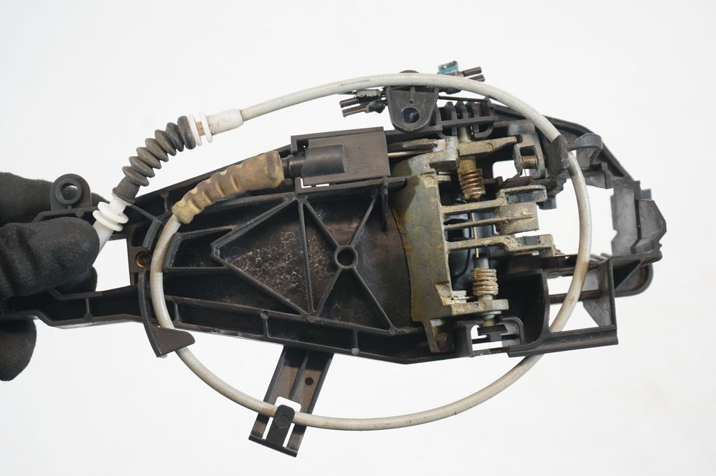 Rear door exterior handle (6)