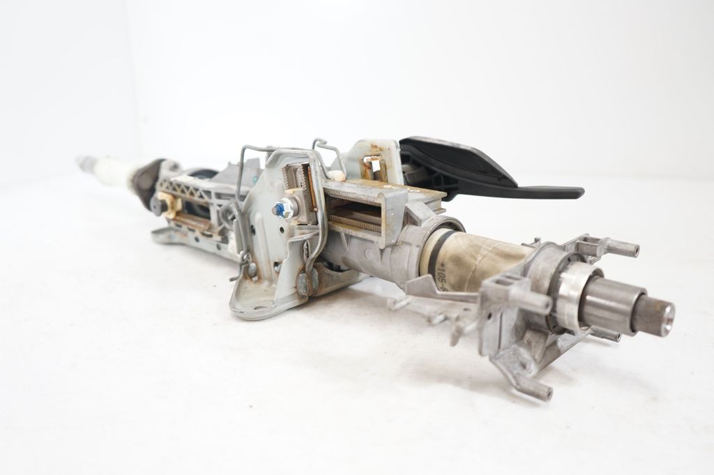 Steering wheel axle (6)