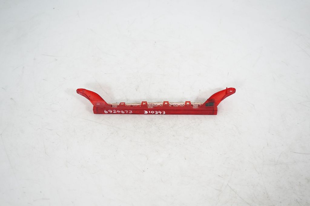 Third/center stoplight