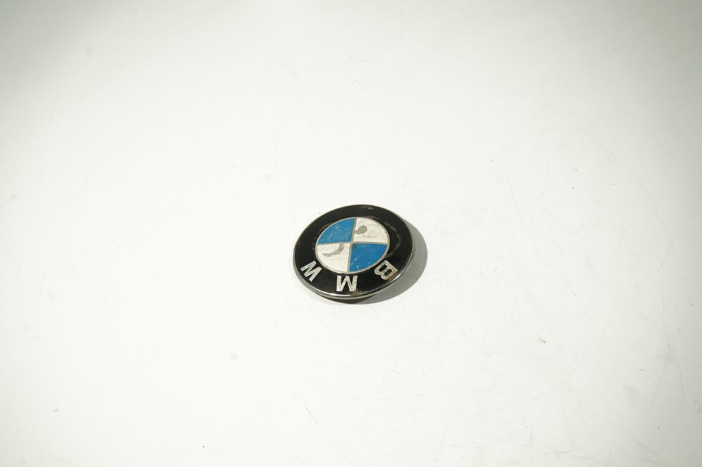 Manufacturer badge logo/emblem (3)