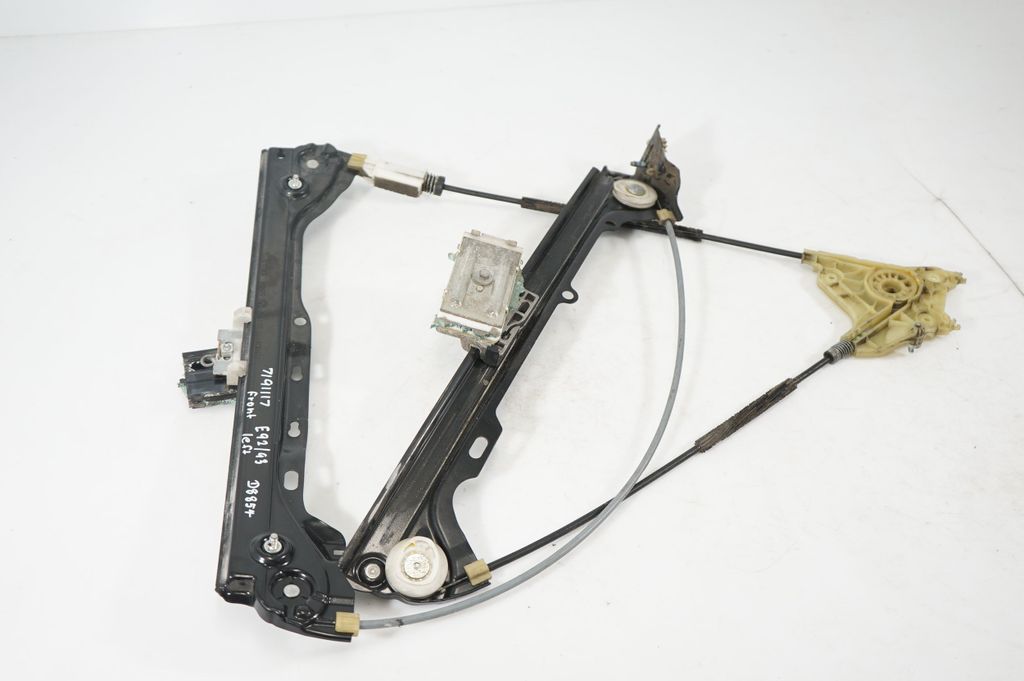Front door window regulator with motor (2)