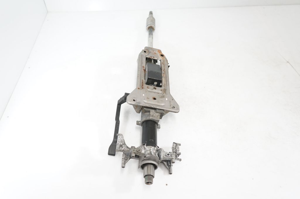 Steering wheel axle (5)