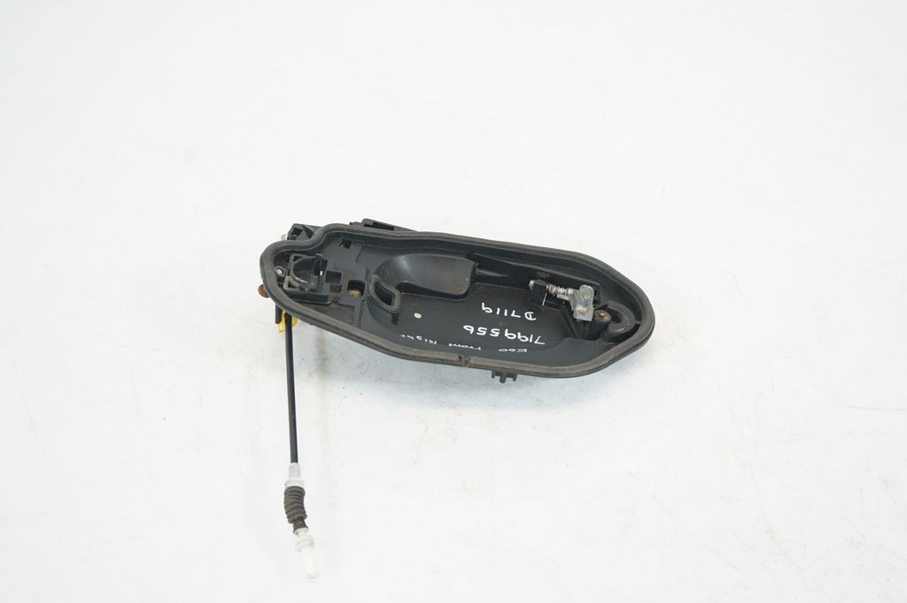 Front door exterior handle/bracket (3)