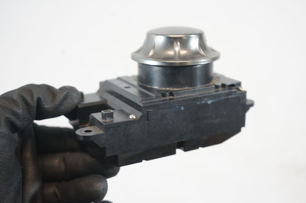 Multifunctional control switch/knob (6)