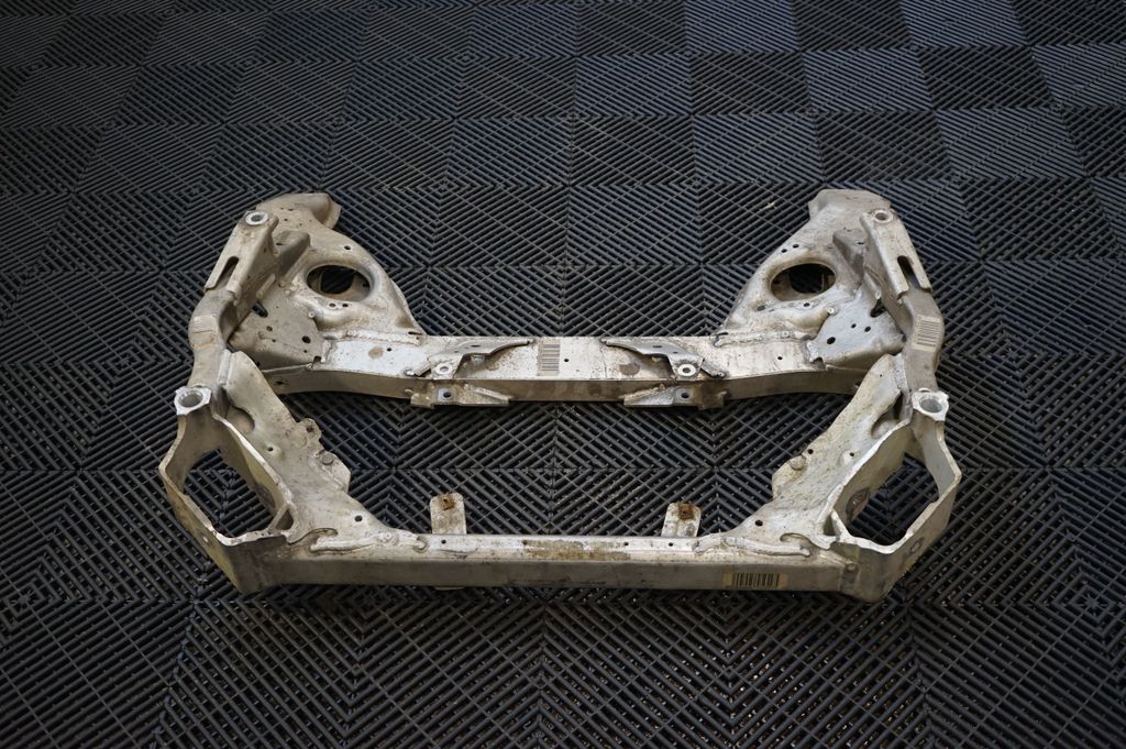 Front subframe (3)