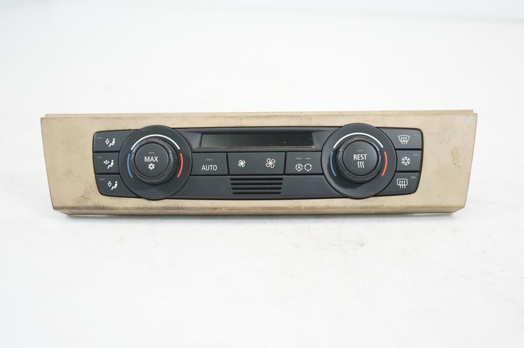 Climate control unit (8)