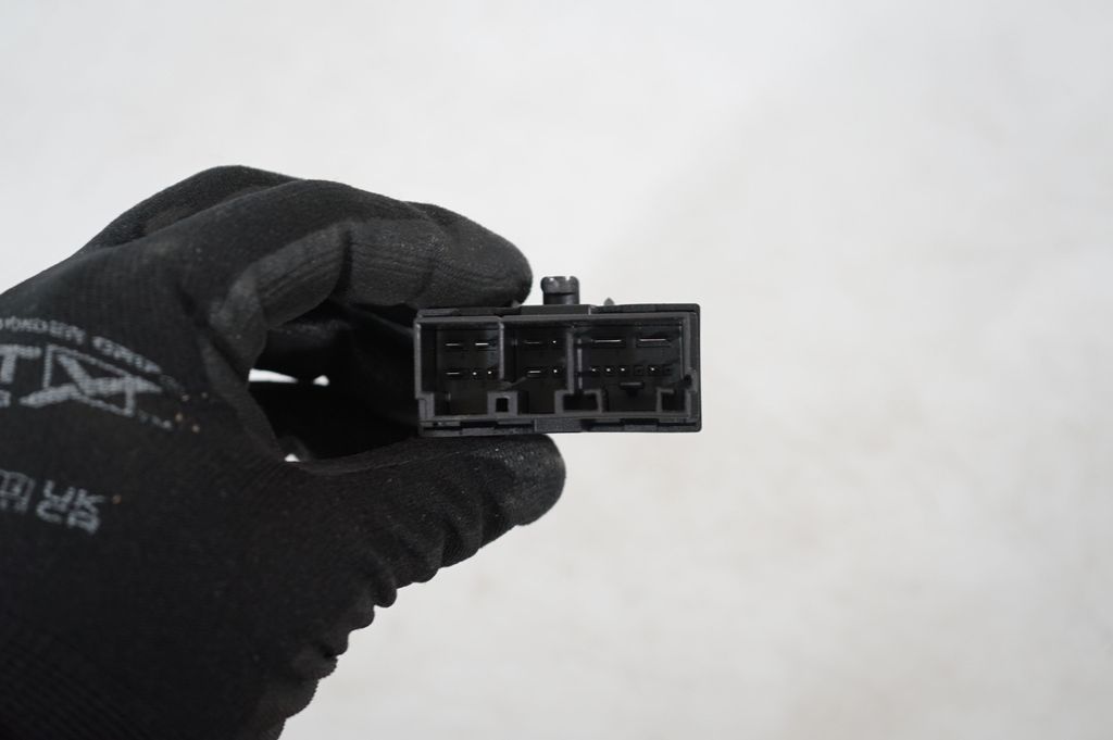 Seat belt warning relay (7)