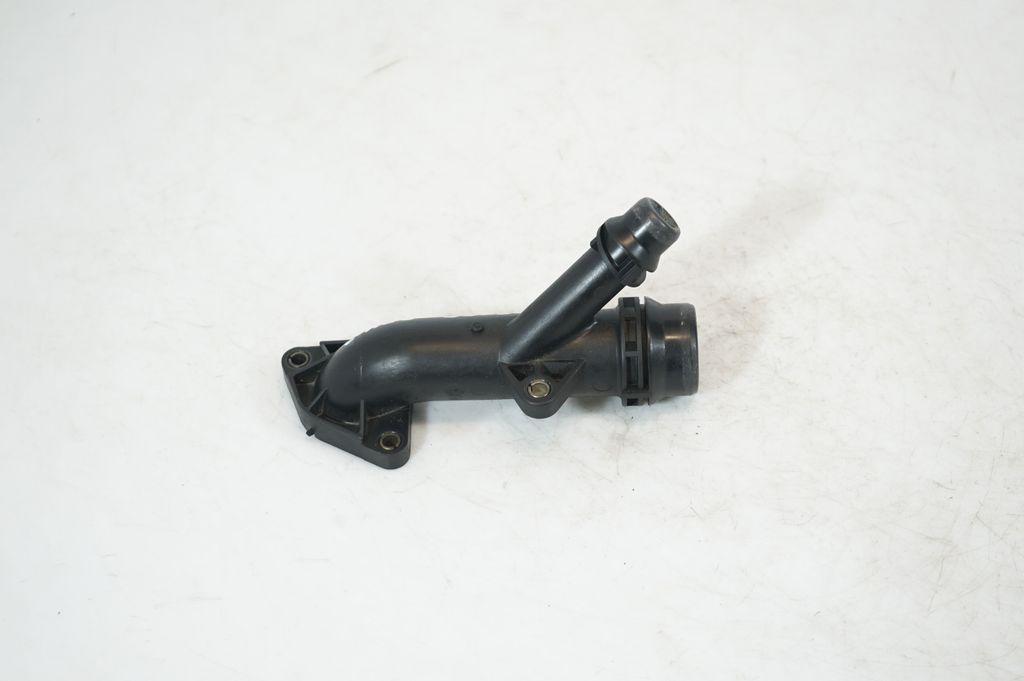 Engine coolant pipe/hose (3)