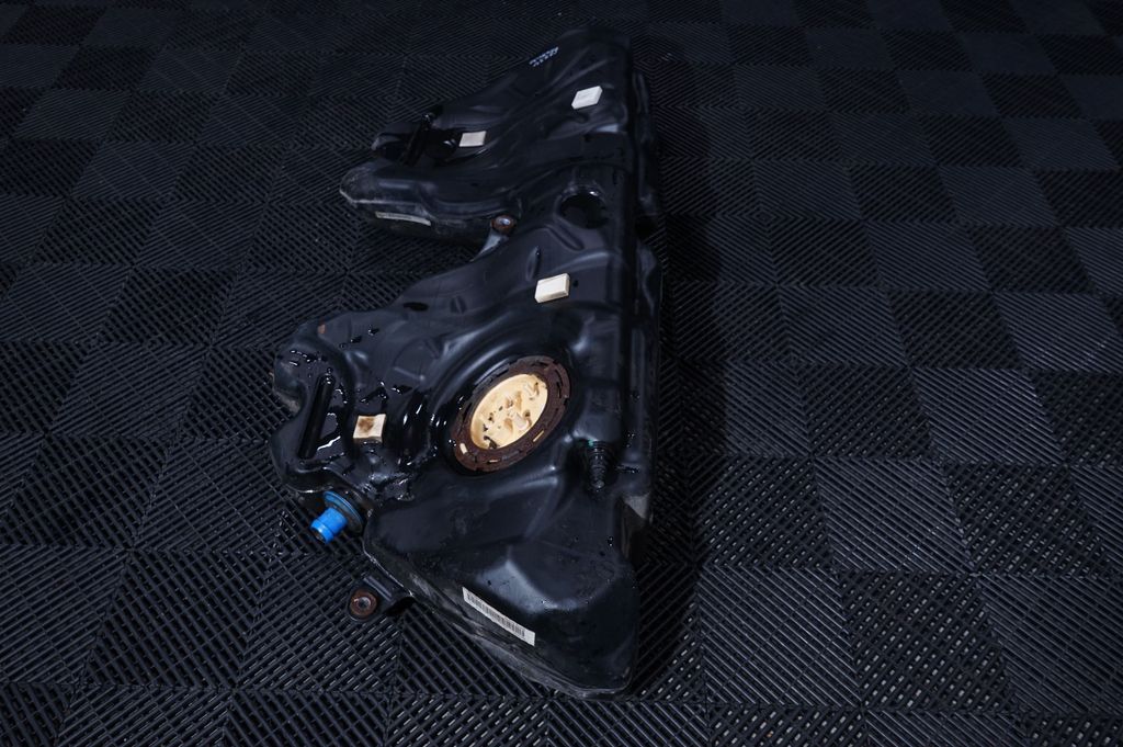 Fuel tank (2)
