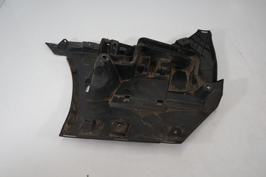 Rear bumper mounting bracket (5)