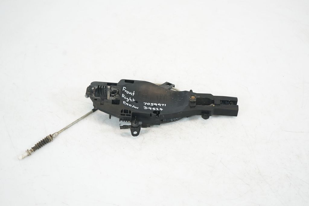 Front door exterior handle/bracket