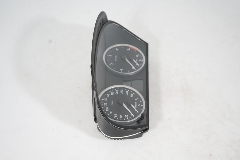 Speedometer (instrument cluster) (4)