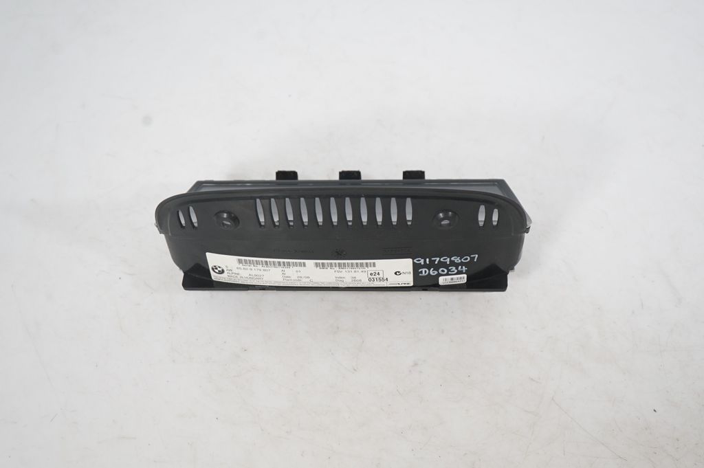 Screen/display/small screen (3)