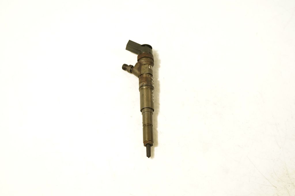 Fuel injector (5)