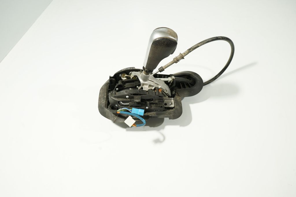 Gear shifter/selector (7)
