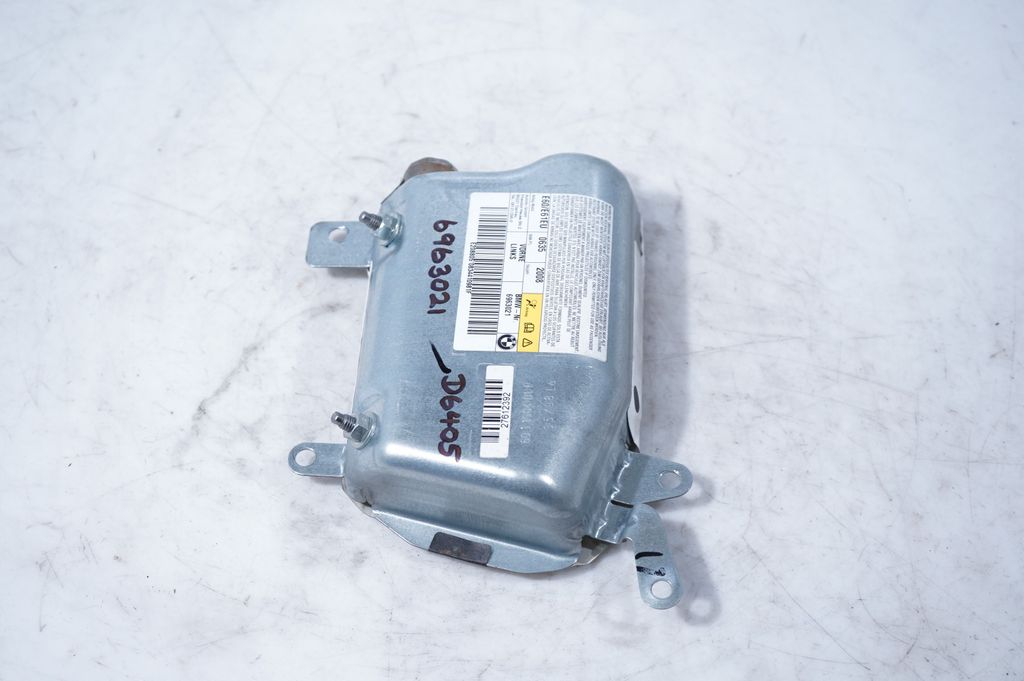 Front door airbag (2)