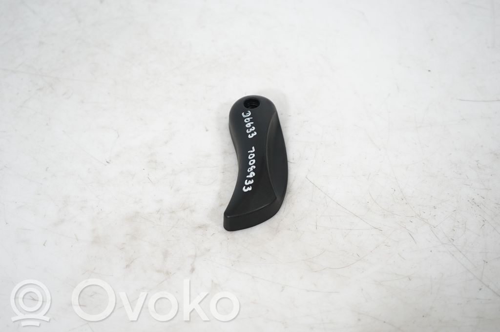 Engine bonnet (hood) release handle (2)