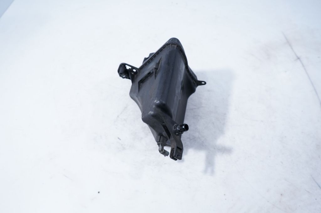 Coolant expansion tank/reservoir (6)