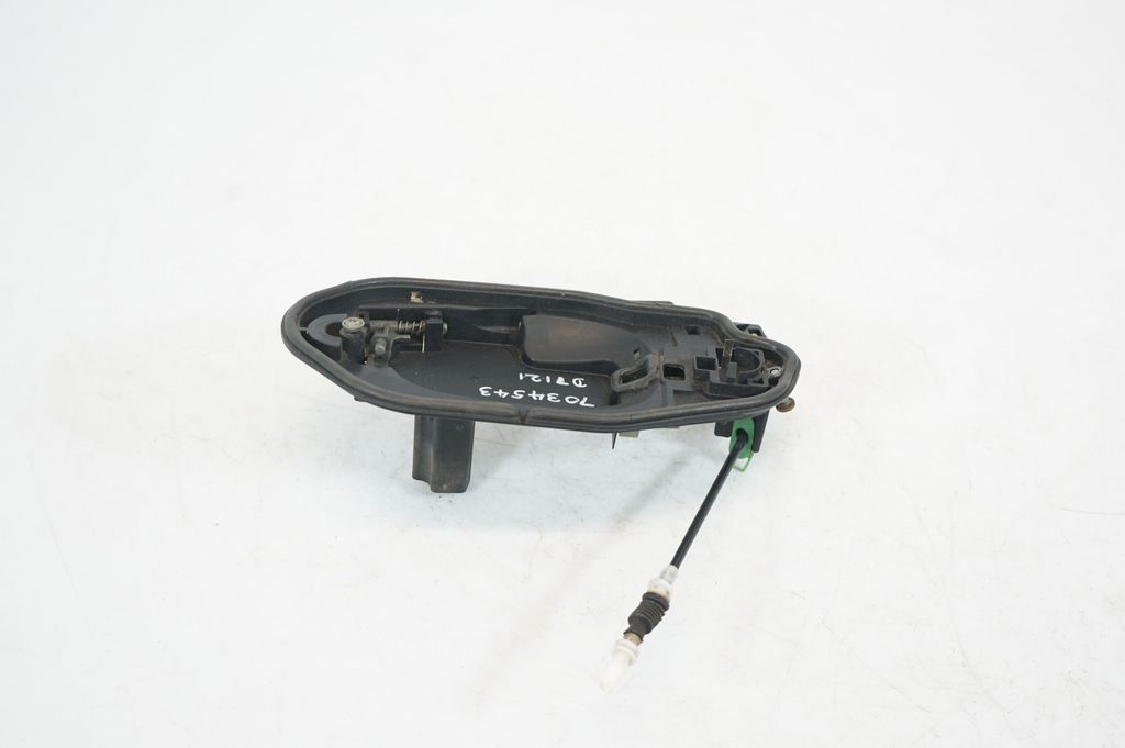 Rear door exterior handle (3)