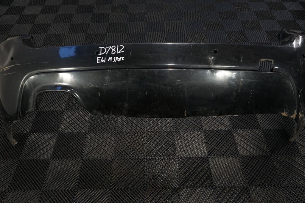 Rear bumper (10)