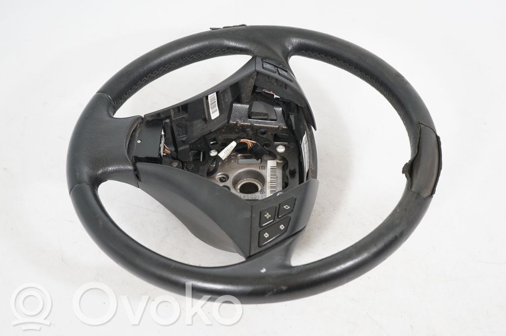 Steering wheel (2)