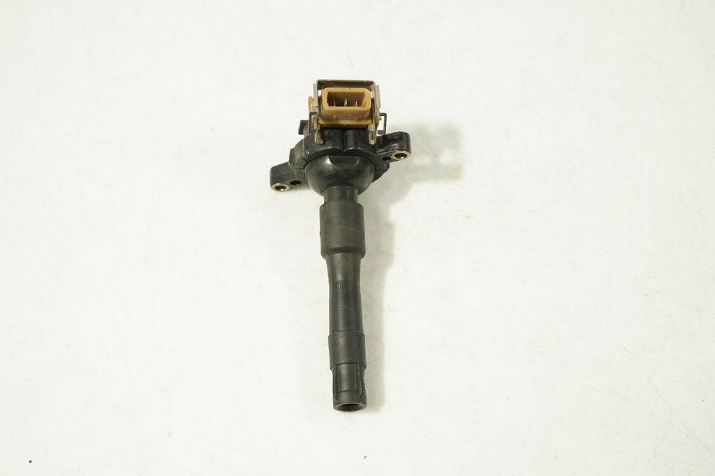 High voltage ignition coil