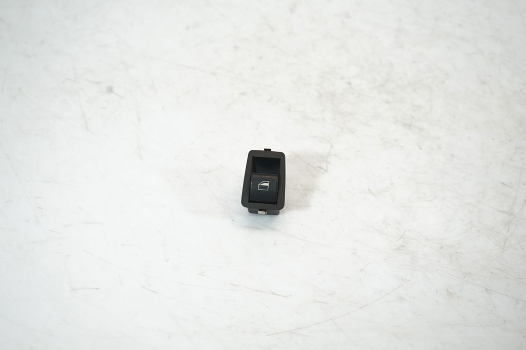 Electric window control switch