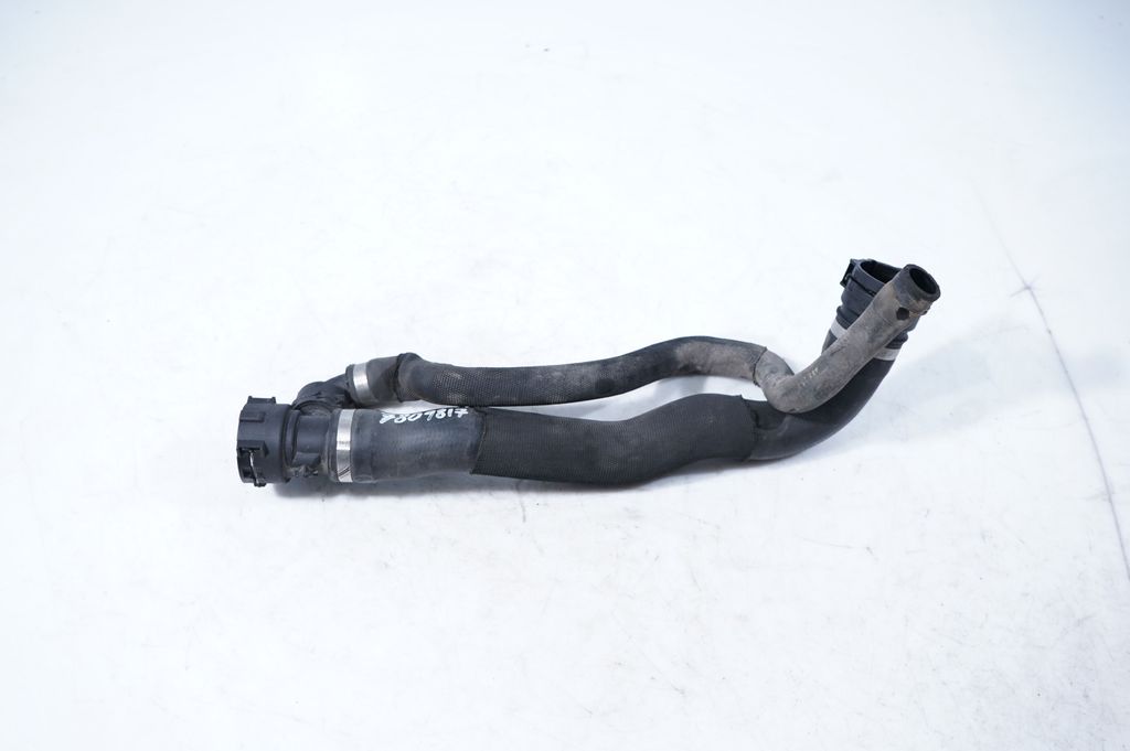 Engine coolant pipe/hose (5)