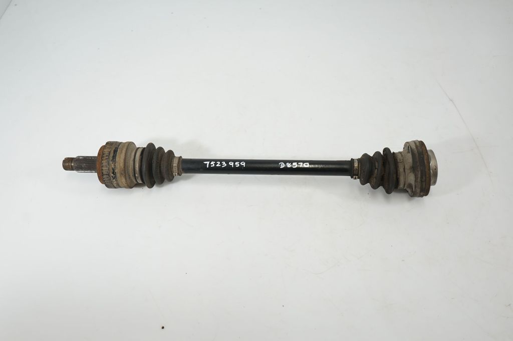 Rear driveshaft