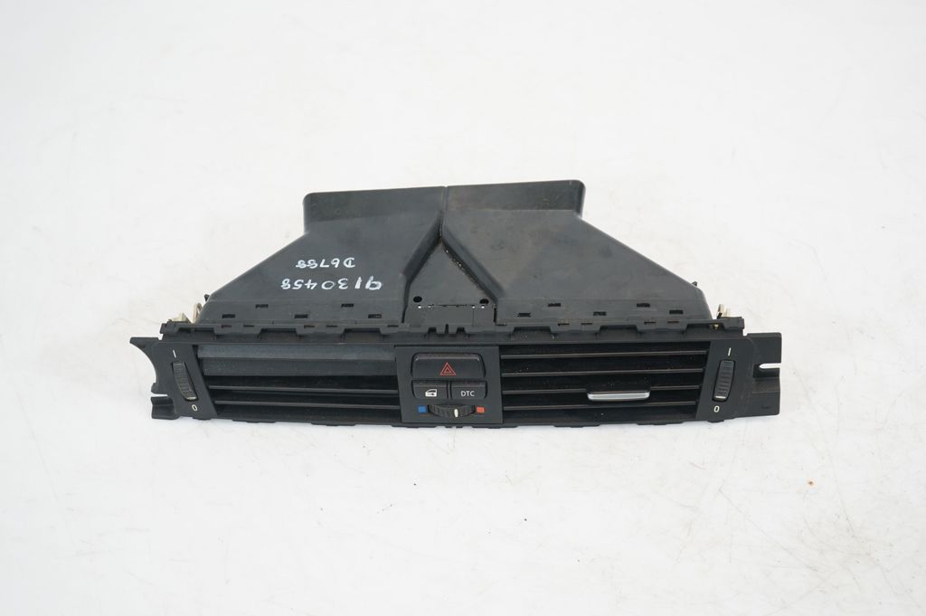 Dash center air vent grill