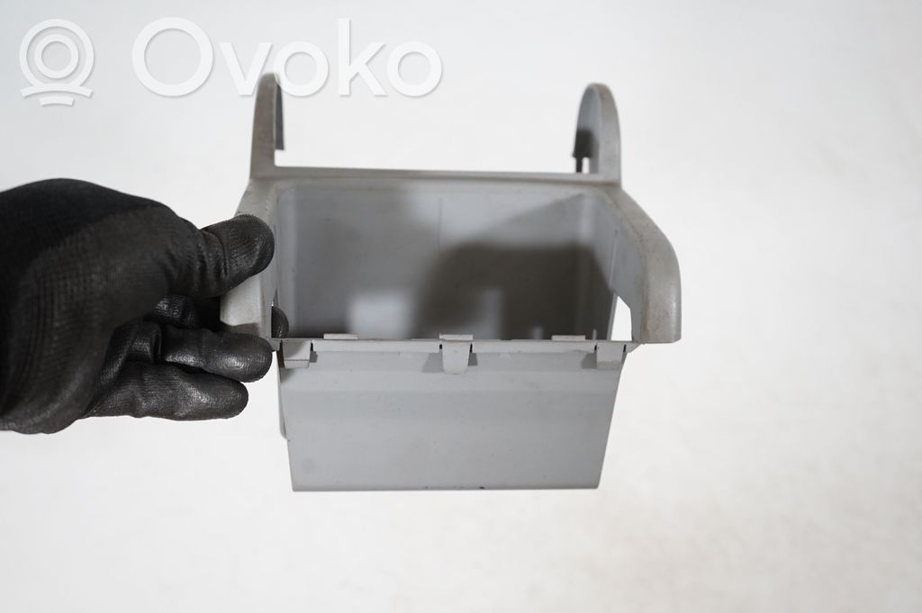 Other center console (tunnel) element (7)