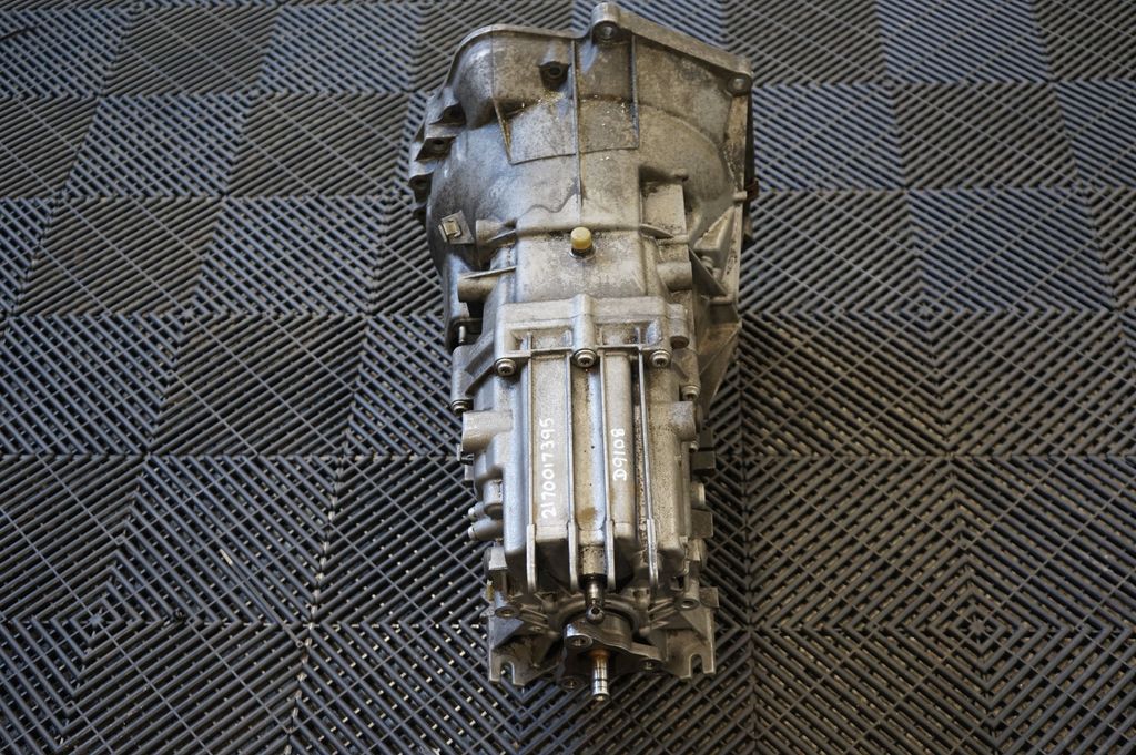 Manual 6 speed gearbox (4)