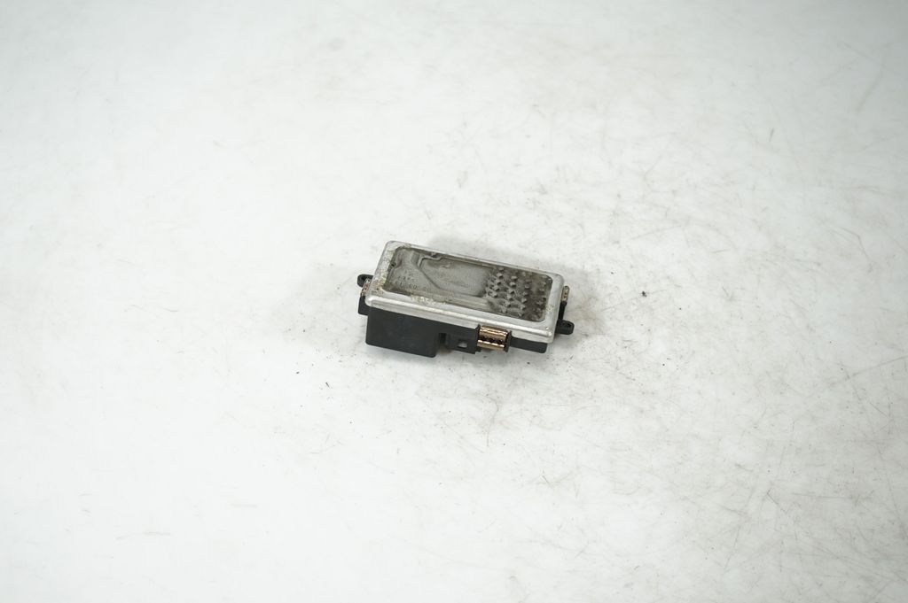 Heater blower motor/fan resistor (3)