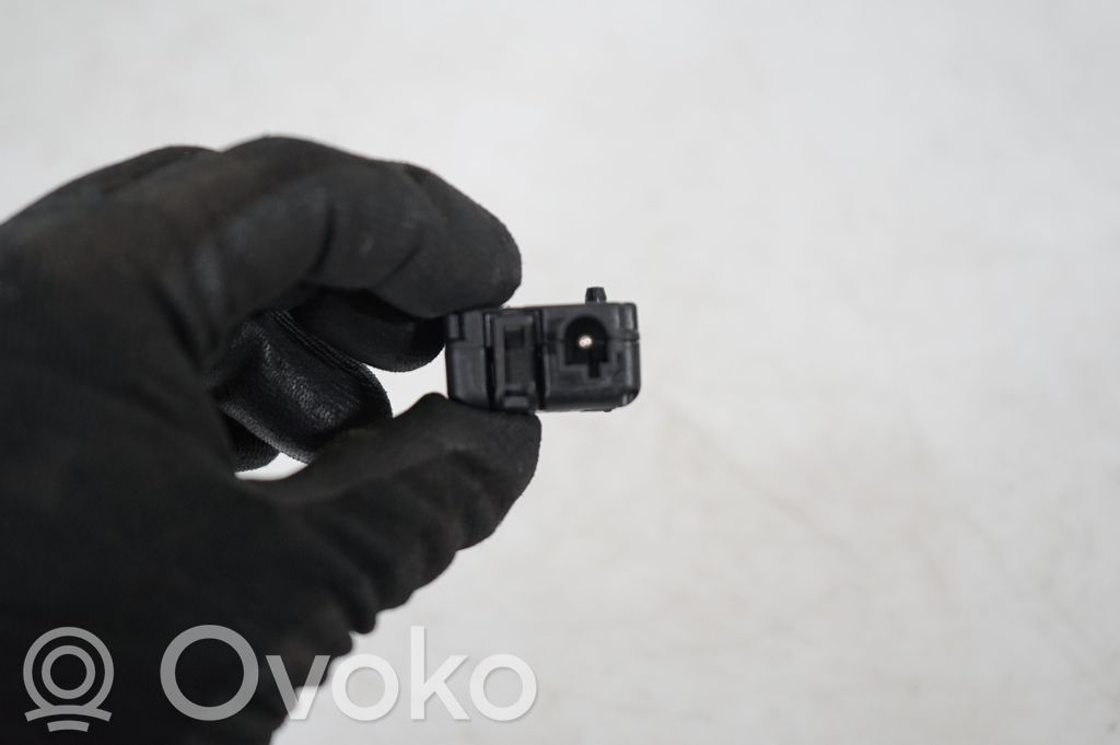 Aerial antenna amplifier (8)