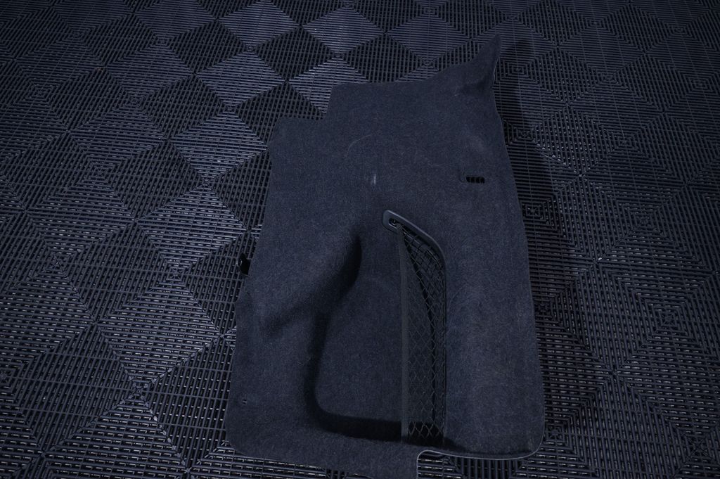 Trunk/boot side trim panel (4)