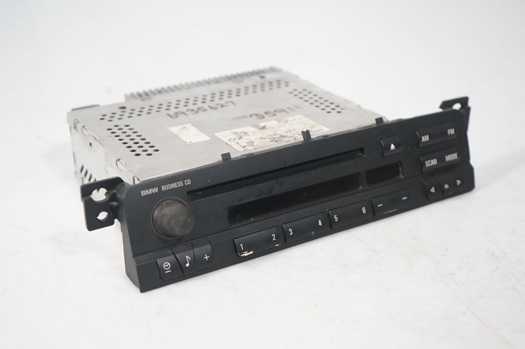 Radio/CD/DVD/GPS head unit (7)