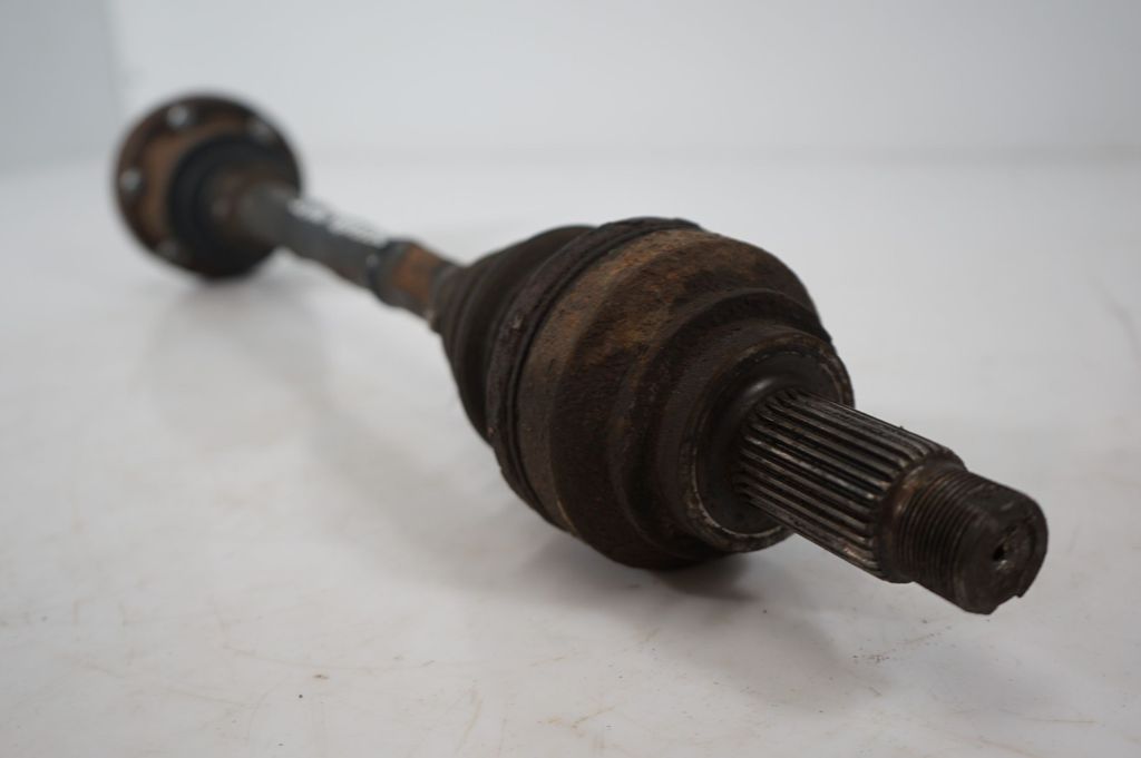 Rear driveshaft (5)