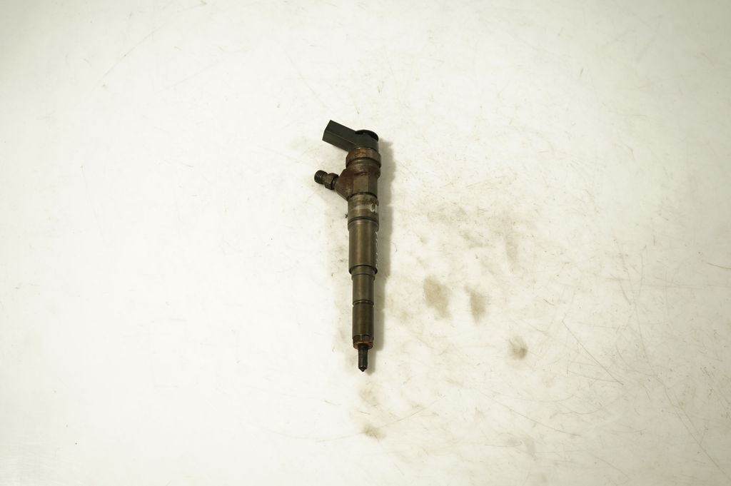 Fuel injector