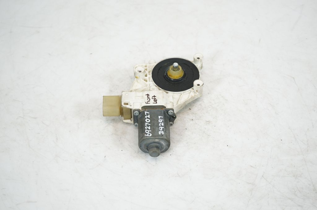 Front door window regulator with motor (4)