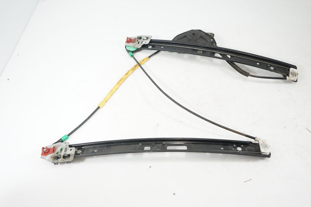 Front door window regulator with motor (5)