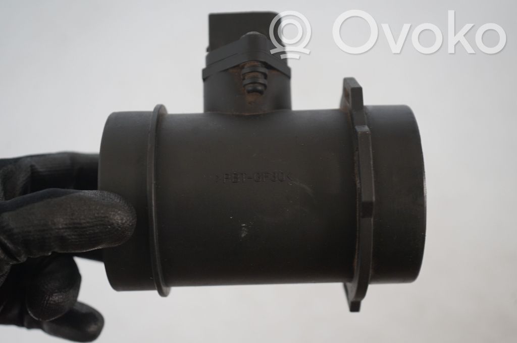 Mass air flow meter (8)