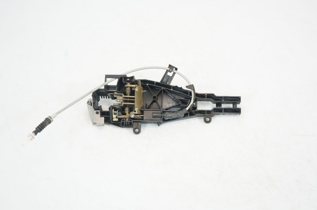 Front door exterior handle/bracket (5)