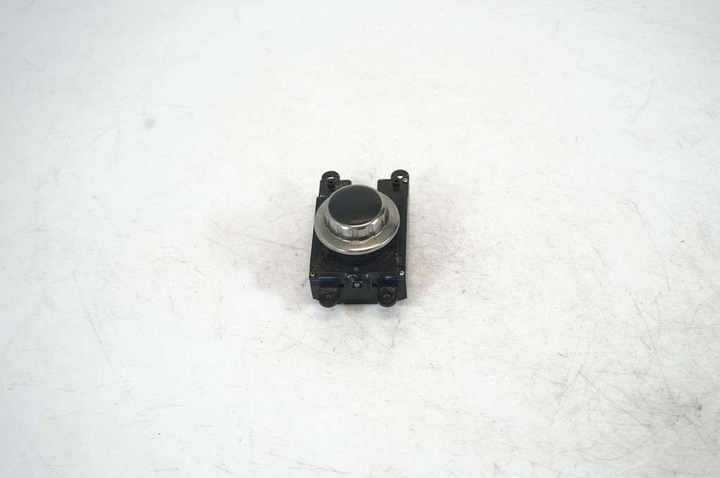 Head unit multimedia control (3)