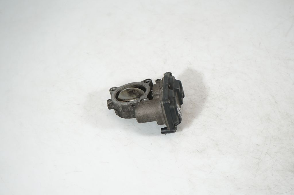 Throttle valve (5)