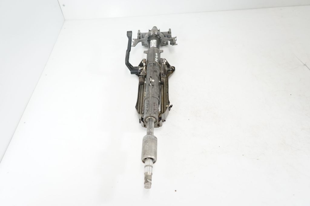 Steering wheel axle (4)