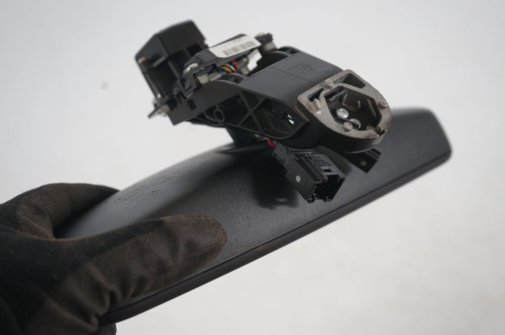 Rear view mirror (interior) (7)