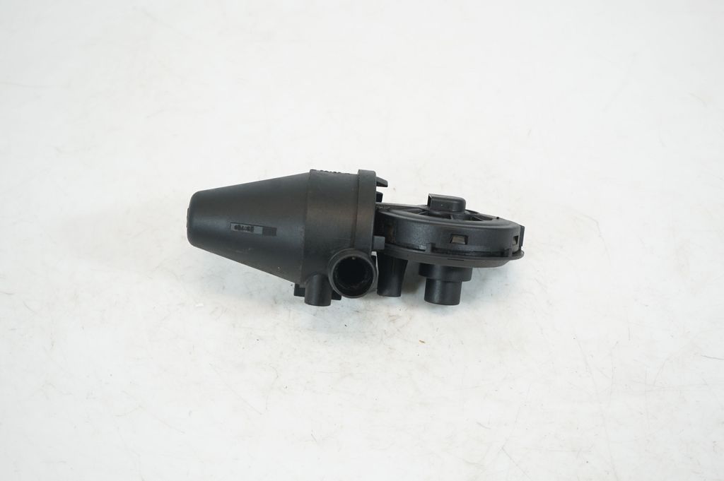 Breather/breather pipe/hose (3)