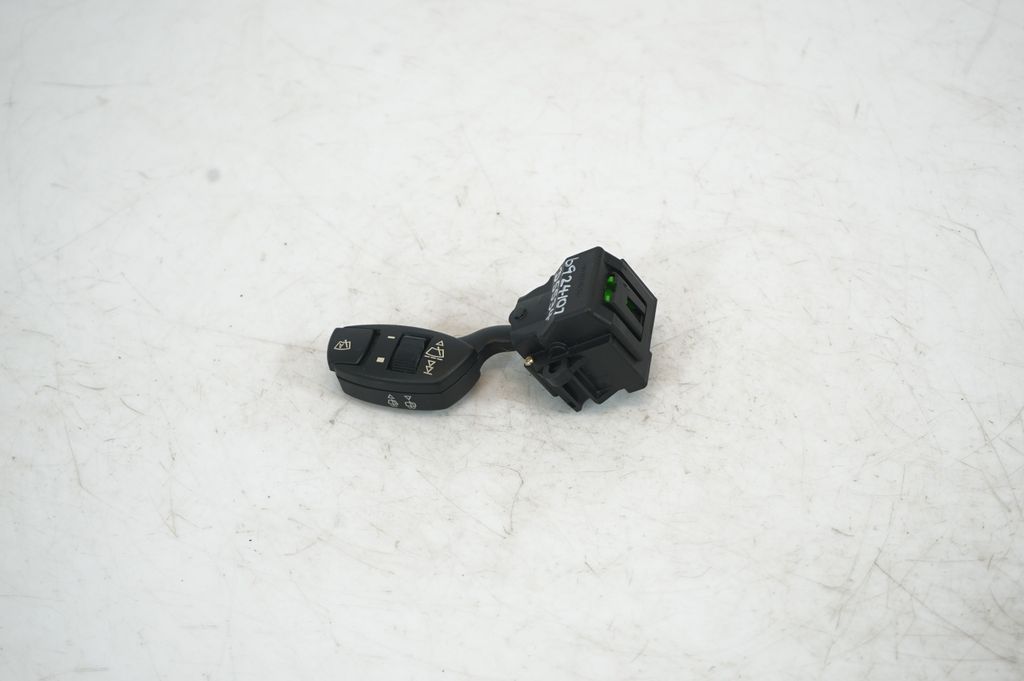 Wiper control stalk (3)