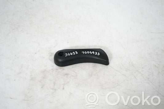 Engine bonnet (hood) release handle