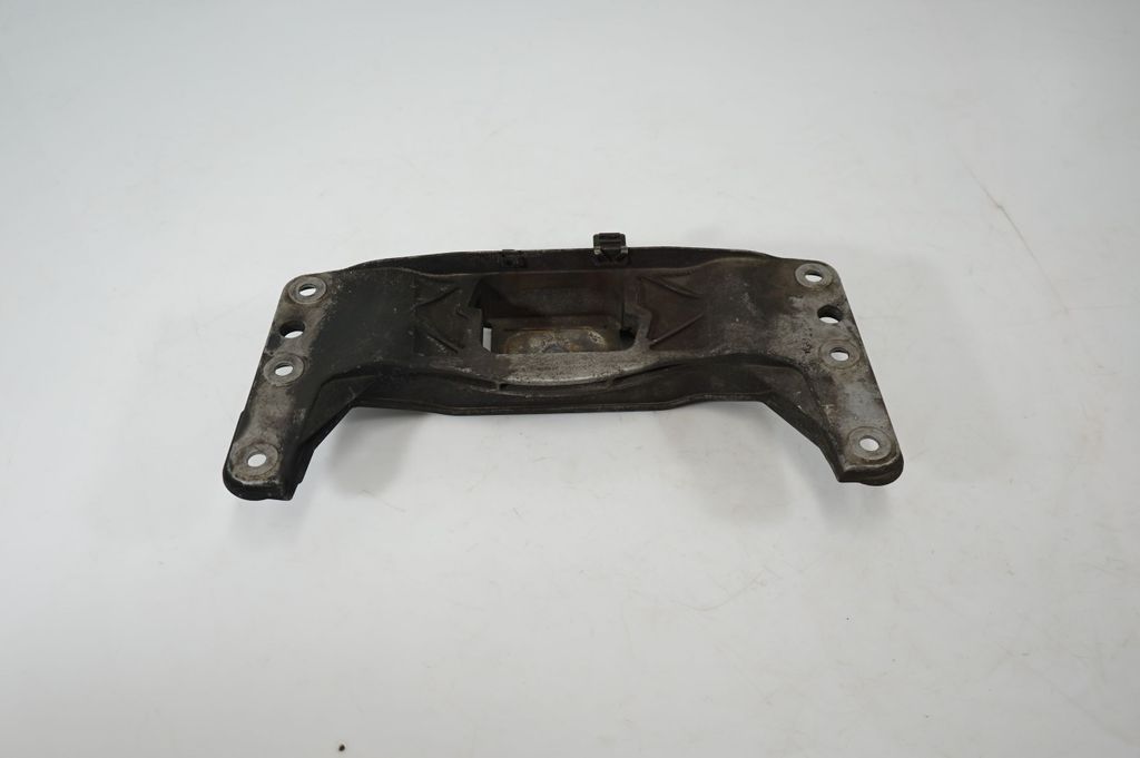 Gearbox mounting bracket (5)